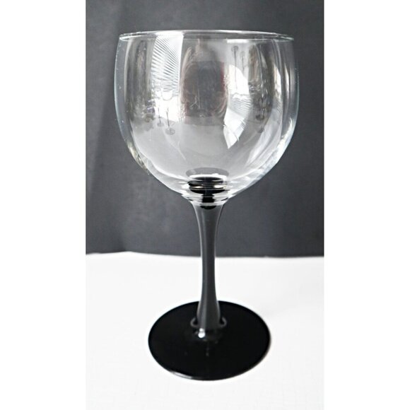 4 Vintage LUMINARC Black Stemmed Wine Glasses France Barware - Picture 4 of 5